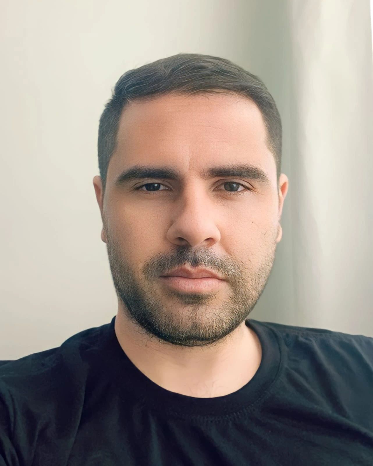 Renato, Analista